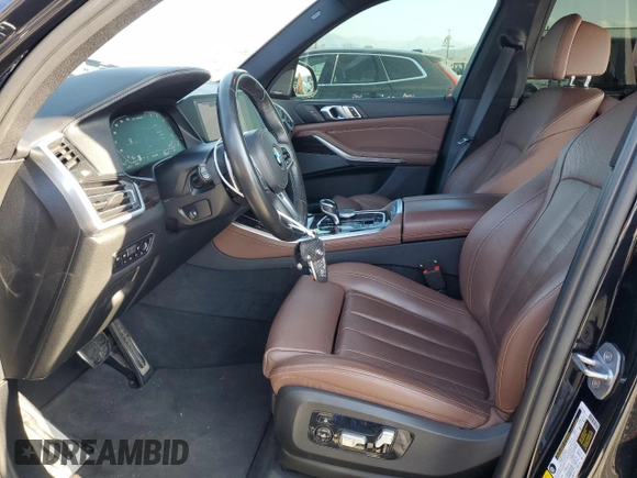 2020 BMW X5 M50i with VIN 5UXJU4C07LLE45691, listed as a Copart auction lot 42826395 with 41,108 mi miles and Salvage Title. Bid and sale history available at DreamBid. Image 7.