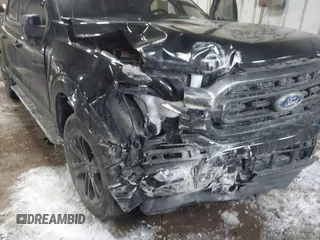 2022 Ford F-150 XL z VIN 1FTEW1EP5NKD88452, wystawiony jako IAAI lot #41606823 z przebiegiem 35 007 mil mil oraz . Historia ofert i sprzedaży dostępna na DreamBid. Obrazek 6.