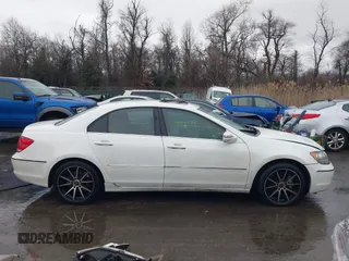 2007 Acura RL Technology with VIN JH4KB16647C004726, listed as a IAAI auction lot 41440758 with 170,879 mi miles and . Bid and sale history available at DreamBid. Image 14.