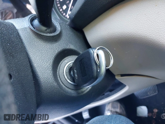 2017 Hyundai Tucson SE with VIN KM8J3CA4XHU500746, listed as a IAAI auction lot 41687679 with 69,826 mi miles. Bid and sale history available at carsss.com. Image 11.