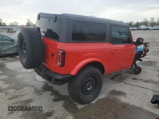 2023 Ford Bronco z VIN 1FMDE5AHXPLC15412, wystawiony jako Copart lot #50881875 z przebiegiem 437 mil mil oraz Szkoda całkowita • Salvage title. Historia ofert i sprzedaży dostępna na DreamBid. Obrazek 3.