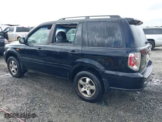 2006 Honda Pilot EX-L with VIN 5FNYF28546B000400, listed as a IAAI auction lot 41530610 with 284,633 mi miles. Bid and sale history available at carsss.com. Image 3.
