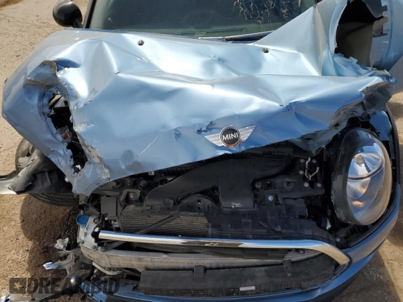 2017 MINI Clubman Cooper with VIN WMWLU1C58H2C42095, listed as a Copart auction lot 49469505 with 70,547 mi miles and Salvage Title. Bid and sale history available at carsss.com. Image 12.