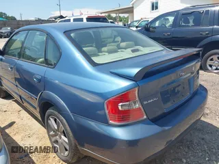 2007 Subaru Legacy Outback L.L. Bean z VIN 4S4BL86C474202385, wystawiony jako IAAI lot #42647199 z przebiegiem 154 199 mil mil oraz . Historia ofert i sprzedaży dostępna na DreamBid. Obrazek 3.