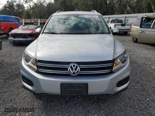 2017 Volkswagen Tiguan Wolfsburg Edition with VIN WVGSV7AX9HW505201, listed as a Copart auction lot 40199474 with 49,278 mi miles and Salvage Title. Bid and sale history available at carsss.com. Image 5.