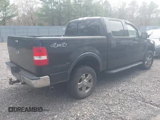 2004 Ford F-150 XLT with VIN 1FTPW14574KC57823, listed as a IAAI auction lot 42093482 with 88,564 mi miles. Bid and sale history available at carsss.com. Image 4.