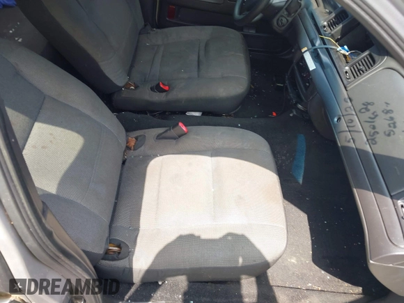 2010 Ford Police Interceptor с VIN 2FABP7BV9AX125268, выставлен на аукционе IAAI как лот 42340529 с пробегом Не указан миль и . История ставок и продаж доступна на DreamBid. Изображение 5.