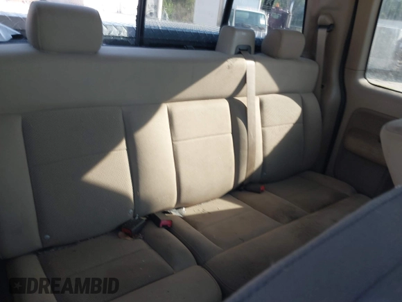 2005 Ford F-150 STX with VIN 1FTRX12W75NB89587, listed as a IAAI auction lot 41834540 with 326,100 mi miles. Bid and sale history available at carsss.com. Image 8.