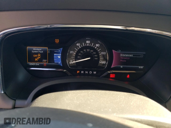 2016 Lincoln Navigator Reserve with VIN 5LMJJ2LT5GEL07236, listed as a Copart auction lot 46945745 with 25,431 mi miles and Salvage title. Bid and sale history available at DreamBid. Image 9.