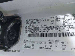 2017 Ford F-150 XL with VIN 1FTEW1CF4HKC80743, listed as a IAAI auction lot 41728068 with 100,094 mi miles. Bid and sale history available at carsss.com. Image 9.