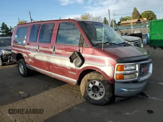 2000 GMC Savana Cargo Van YF7 Upfitter with VIN 1GDFG15R0Y1133247, listed as a Copart auction lot 73437124 with 179,327 mi miles and Non Repairable. Bid and sale history available at carsss.com. Image 4.