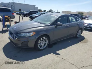 2020 Ford Fusion SE z VIN 3FA6P0LU0LR190090, wystawiony jako Copart lot #54791445 z przebiegiem 166 563 mil mil oraz Szkody całkowita. Historia ofert i sprzedaży dostępna na DreamBid. Obrazek 1.