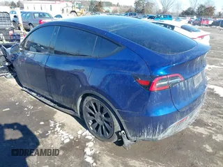 2024 Tesla Model Y Long Range with VIN 7SAYGDEE5RA252075, listed as a IAAI auction lot 41380481 with 13,088 mi miles. Bid and sale history available at carsss.com. Image 3.