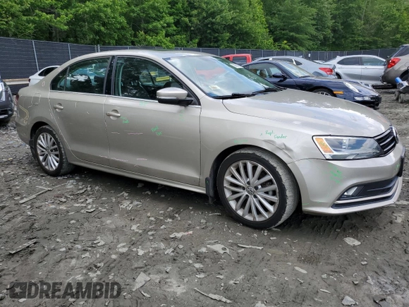 2016 Volkswagen Jetta SEL z VIN 3VWL17AJ3GM205357, wystawiony jako Copart lot #59086395 z przebiegiem 104 939 mil mil oraz Szkoda całkowita • Salvage title. Historia ofert i sprzedaży dostępna na DreamBid. Obrazek 4.