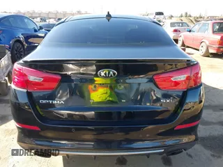2015 Kia Optima SX Turbo with VIN 5XXGR4A63FG447041, listed as a IAAI auction lot 41812337 with 177,868 mi miles. Bid and sale history available at carsss.com. Image 17.
