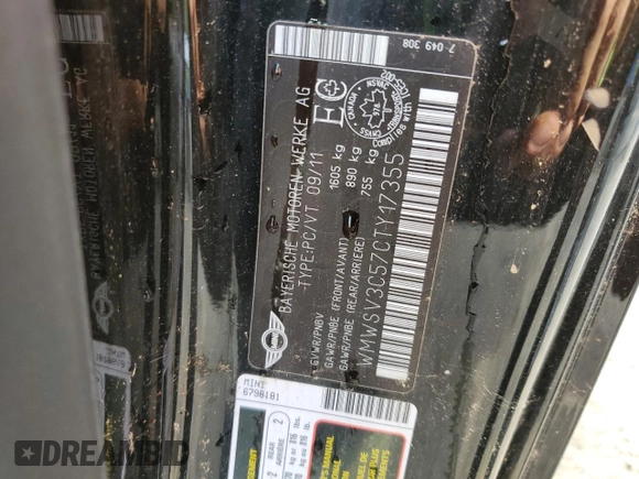 2012 MINI Hardtop S with VIN WMWSV3C57CTY17355, listed as a Copart auction lot 63561395 with 157,122 mi miles and Clean title. Bid and sale history available at DreamBid. Image 12.
