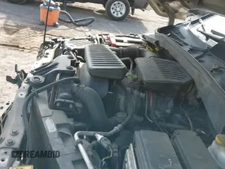 2006 Dodge Durango SLT z VIN 1D4HD48NX6F154268, wystawiony jako IAAI lot #42027123 z przebiegiem 265 054 mil mil oraz . Historia ofert i sprzedaży dostępna na DreamBid. Obrazek 13.