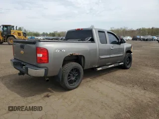 2012 Chevrolet Silverado 1500 LT with VIN 1GCRKSE71CZ314243, listed as a Copart auction lot 54560365 with 141,755 mi miles and Salvage Title. Bid and sale history available at DreamBid. Image 3.
