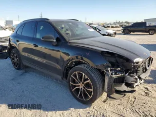 2020 Porsche Cayenne S z VIN WP1AB2AY4LDA28703, wystawiony jako Copart lot #80718034 z przebiegiem 35 003 mil mil oraz Szkoda całkowita • Salvage title. Historia ofert i sprzedaży dostępna na DreamBid. Obrazek 4.