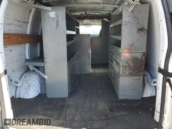 2012 Chevrolet Express Cargo с VIN 1GCWGFCB8C1122545, выставлен на аукционе Copart как лот 57915915 с пробегом 211 548 миль миль и Чистый • Clean title. История ставок и продаж доступна на DreamBid. Изображение 10.