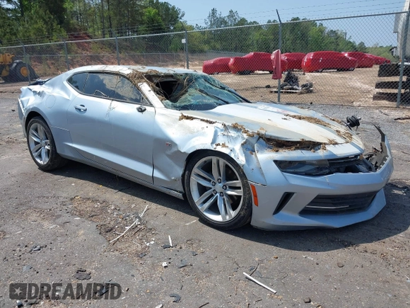 2018 Chevrolet Camaro 1LT z VIN 1G1FB1RS9J0111669, wystawiony jako IAAI lot #41898160 z przebiegiem Nie podano mil oraz . Historia ofert i sprzedaży dostępna na DreamBid. Obrazek 1.