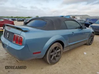 2005 Ford Mustang Deluxe z VIN 1ZVFT84N855220533, wystawiony jako Copart lot #58666635 z przebiegiem 169 200 mil mil oraz Czysty tytuł • Clean title. Historia ofert i sprzedaży dostępna na DreamBid. Obrazek 3.