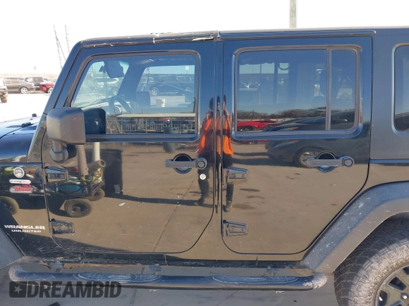 2008 Jeep Wrangler Unlimited Rubicon with VIN 1J8GA69198L574593, listed as a IAAI auction lot 41412045 with 174,727 mi miles and . Bid and sale history available at DreamBid. Image 15.