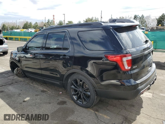 2017 Ford Explorer XLT z VIN 1FM5K8DH5HGC84948, wystawiony jako Copart lot #50202985 z przebiegiem 91 113 mil mil oraz Szkoda całkowita • Salvage title. Historia ofert i sprzedaży dostępna na DreamBid. Obrazek 2.