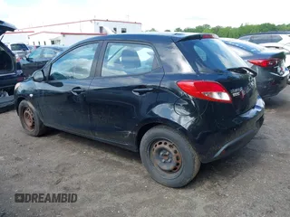2012 Mazda 2 Sport with VIN JM1DE1KZ3C0147504, listed as a IAAI auction lot 42272936 with Not Provided miles and . Bid and sale history available at DreamBid. Image 3.
