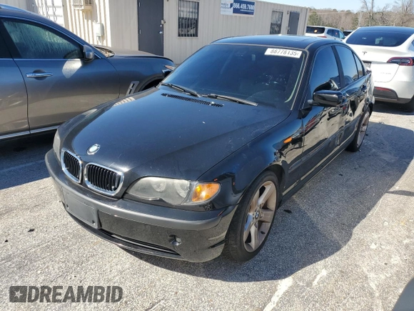 2004 BMW 3 Series 325i with VIN WBAET37424NJ42802, listed as a Copart auction lot 88778135 with 117,722 mi miles and Salvage Title. Bid and sale history available at carsss.com. Image 1.