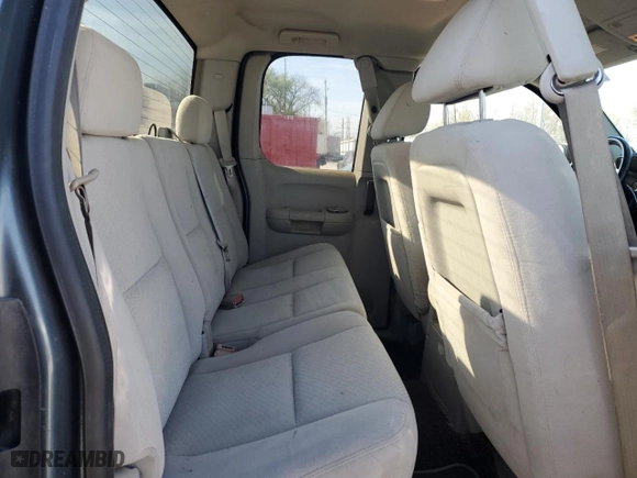 2008 Chevrolet Silverado 1500 LT w/1LT with VIN 2GCEC19J881264906, listed as a Copart auction lot 52317475 with 219,928 mi miles and Salvage Title. Bid and sale history available at carsss.com. Image 10.