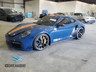2022 Porsche 911 Turbo S z VIN WP0AD2A91NS254930, wystawiony jako Copart lot #54737185 z przebiegiem 3 736 mil mil oraz Szkoda całkowita • Salvage title. Historia ofert i sprzedaży dostępna na DreamBid. Obrazek 1.