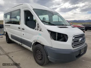2015 Ford Transit Wagon XL with VIN 1FBAX2CM9FKA64565, listed as a Copart auction lot 52207435 with 186,751 mi miles and Salvage Title. Bid and sale history available at carsss.com. Image 4.