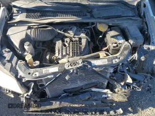 2020 Dodge Grand Caravan SE with VIN 2C4RDGBG5LR231498, listed as a Copart auction lot 84172944 with 14,749 mi miles and Salvage Title. Bid and sale history available at DreamBid. Image 11.