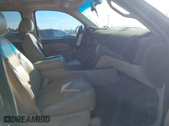 2010 Chevrolet Avalanche LTZ with VIN 3GNNCGE03AG268382, listed as a IAAI auction lot 41502808 with 254,571 mi miles and . Bid and sale history available at DreamBid. Image 5.
