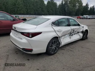 2024 Lexus ES 250 with VIN 58AD11D19RU012276, listed as a Copart auction lot 61096895 with 5,595 mi miles and Salvage title. Bid and sale history available at DreamBid. Image 3.