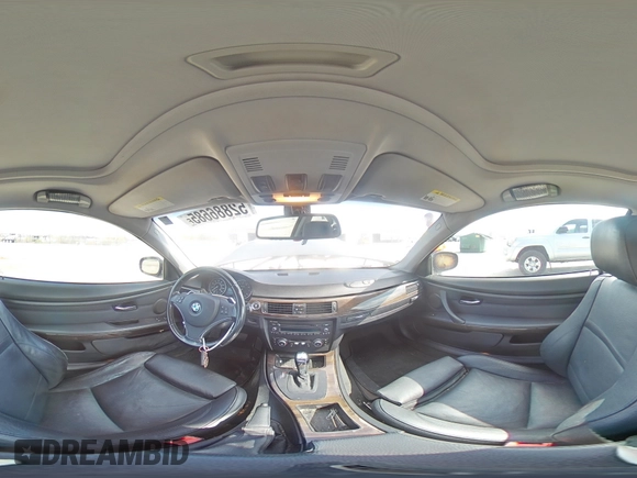 2011 BMW 3 Series 328i z VIN WBAKE3C52BE557644, wystawiony jako Copart lot #52886685 z przebiegiem 151 824 mil mil oraz Nie do naprawy • Non repairable. Historia ofert i sprzedaży dostępna na DreamBid. Obrazek 12.