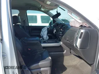 2017 Chevrolet Silverado 1500 LT with VIN 3GCPCREC6HG193694, listed as a IAAI auction lot 41787642 with 1 mi miles. Bid and sale history available at carsss.com. Image 5.