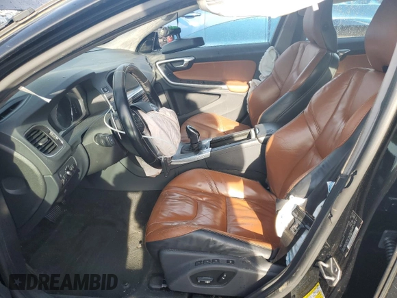 2014 Volvo S60 T5 z VIN YV1612FS3E1296106, wystawiony jako Copart lot #56178605 z przebiegiem 134 334 mil mil oraz Nie do naprawy • Non repairable. Historia ofert i sprzedaży dostępna na DreamBid. Obrazek 7.