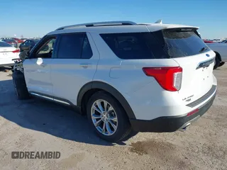 2022 Ford Explorer Limited with VIN 1FMSK7FH0NGA33115, listed as a IAAI auction lot 41328784 with 48,292 mi miles. Bid and sale history available at carsss.com. Image 3.