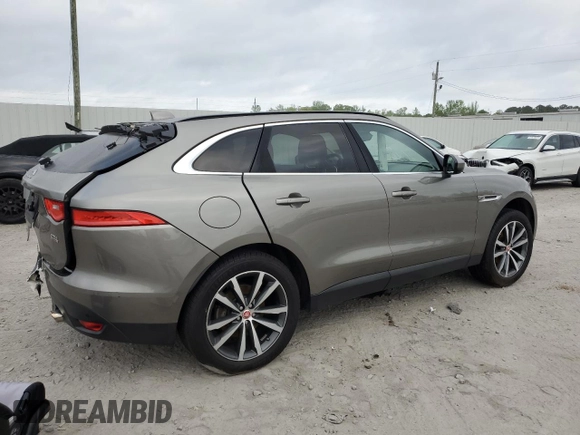 2019 Jaguar F-Pace 25t Prestige z VIN SADCK2FX0KA367828, wystawiony jako Copart lot #51312585 z przebiegiem 169 186 mil mil oraz Szkoda całkowita • Salvage title. Historia ofert i sprzedaży dostępna na DreamBid. Obrazek 3.