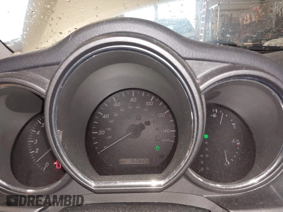2005 Lexus RX 330 z VIN 2T2HA31UX5C075123, wystawiony jako IAAI lot #41946042 z przebiegiem 160 623 mil mil oraz . Historia ofert i sprzedaży dostępna na DreamBid. Obrazek 7.