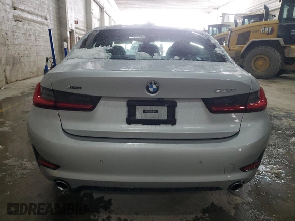2020 BMW 3 Series 330i xDrive with VIN WBA5R7C00LFH77098, listed as a Copart auction lot 44595615 with 84,446 mi miles and Salvage Title. Bid and sale history available at DreamBid. Image 6.