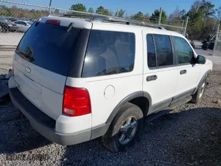 2003 Ford Explorer XLT with VIN 1FMZU73K33UC25586, listed as a IAAI auction lot 41167676 with 1 mi miles. Bid and sale history available at carsss.com. Image 4.