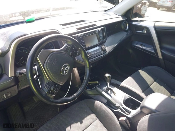2018 Toyota RAV4 XLE with VIN JTMWFREV7JD122074, listed as a IAAI auction lot 41844968 with 1 mi miles. Bid and sale history available at carsss.com. Image 5.