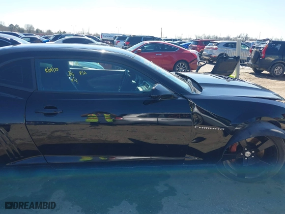 2015 Chevrolet Camaro SS with VIN 2G1FK1EJ3F9228884, listed as a IAAI auction lot 41647808 with 91,544 mi miles. Bid and sale history available at carsss.com. Image 13.
