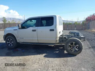 2018 Ford F-150 XL with VIN 1FTEW1E11JFD71517, listed as a IAAI auction lot 41921824 with 26,141 mi miles. Bid and sale history available at carsss.com. Image 15.