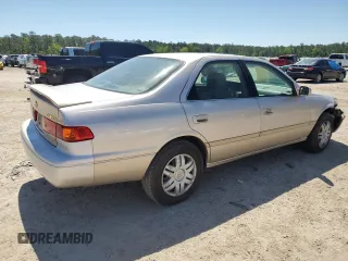 2001 Toyota Camry LE z VIN 4T1BF28K71U958213, wystawiony jako Copart lot #53208995 z przebiegiem 321 617 mil mil oraz Szkoda całkowita • Salvage title. Historia ofert i sprzedaży dostępna na DreamBid. Obrazek 3.
