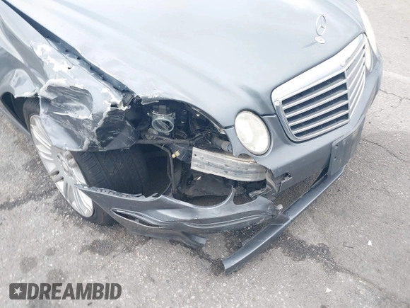 2008 Mercedes-Benz E 350 Luxury with VIN WDBUF56X68B350538, listed as a IAAI auction lot 41788580 with 112,202 mi miles and . Bid and sale history available at carsss.com. Image 6.