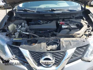 2015 Nissan Rogue SV with VIN 5N1AT2MT5FC852228, listed as a IAAI auction lot 41915519 with 296,091 mi miles. Bid and sale history available at carsss.com. Image 10.
